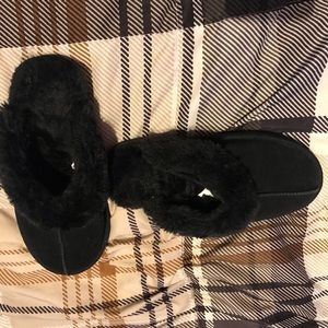 Brand new black slippers